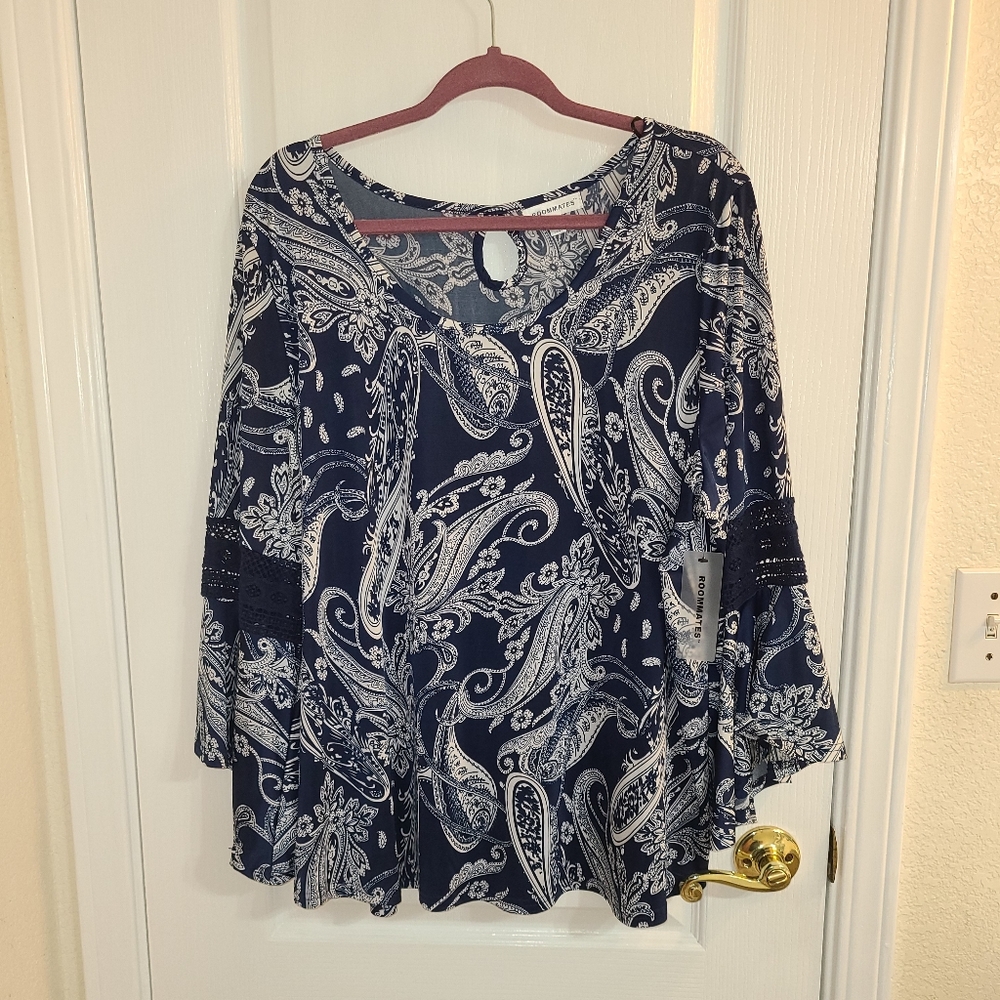 ROMMATES - Navy Blue / White Blouse